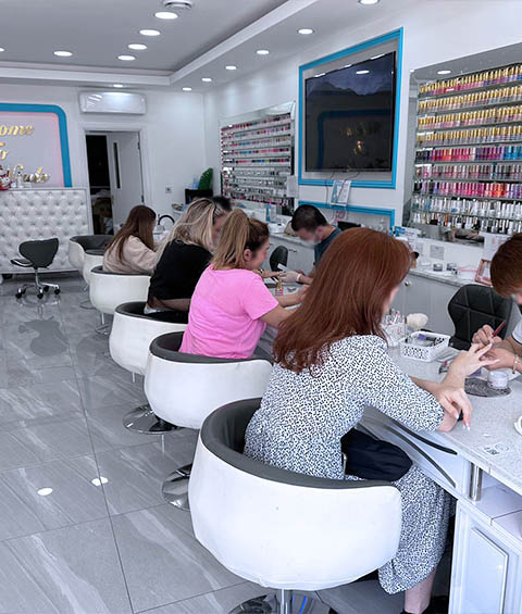 nail salon Devon