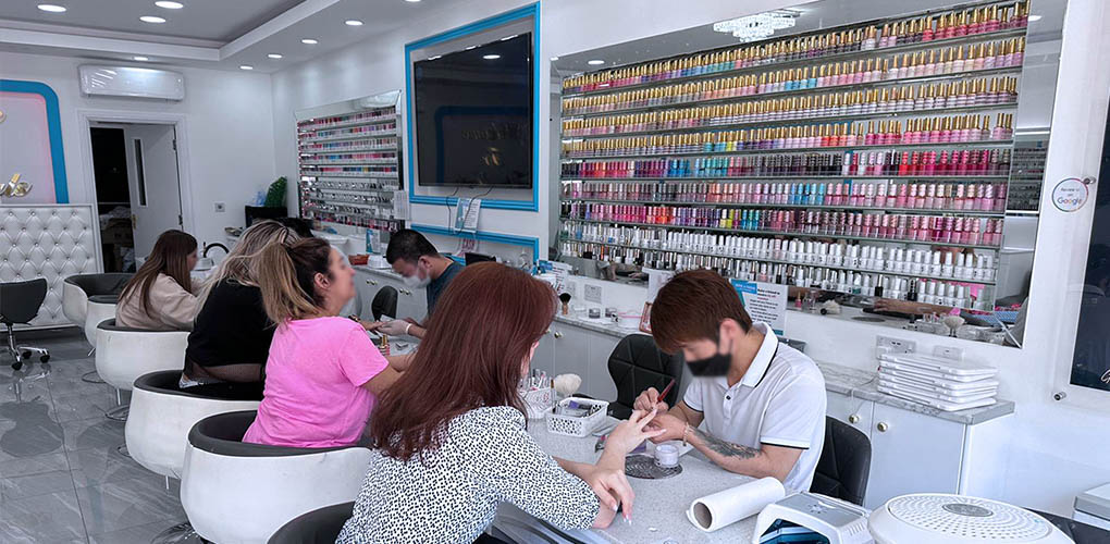 nail salon Devon